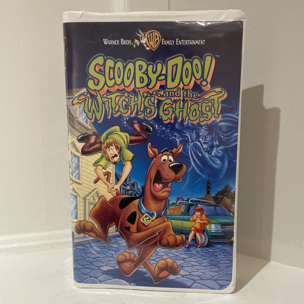 Scooby-Doo and the Witch's Ghost VHS Warner Family Clamshell